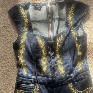 Bebe Embroidery Detail Sleeveless Flared Denim Jumpsuit